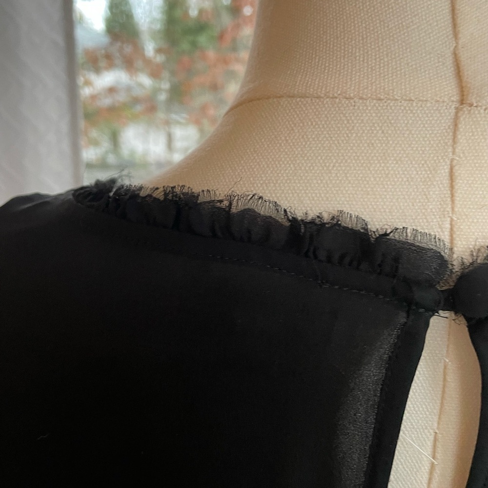 L’Agence Gilda Raw Edge Black Ruffle Blouse Medium - Picture 7 of 11